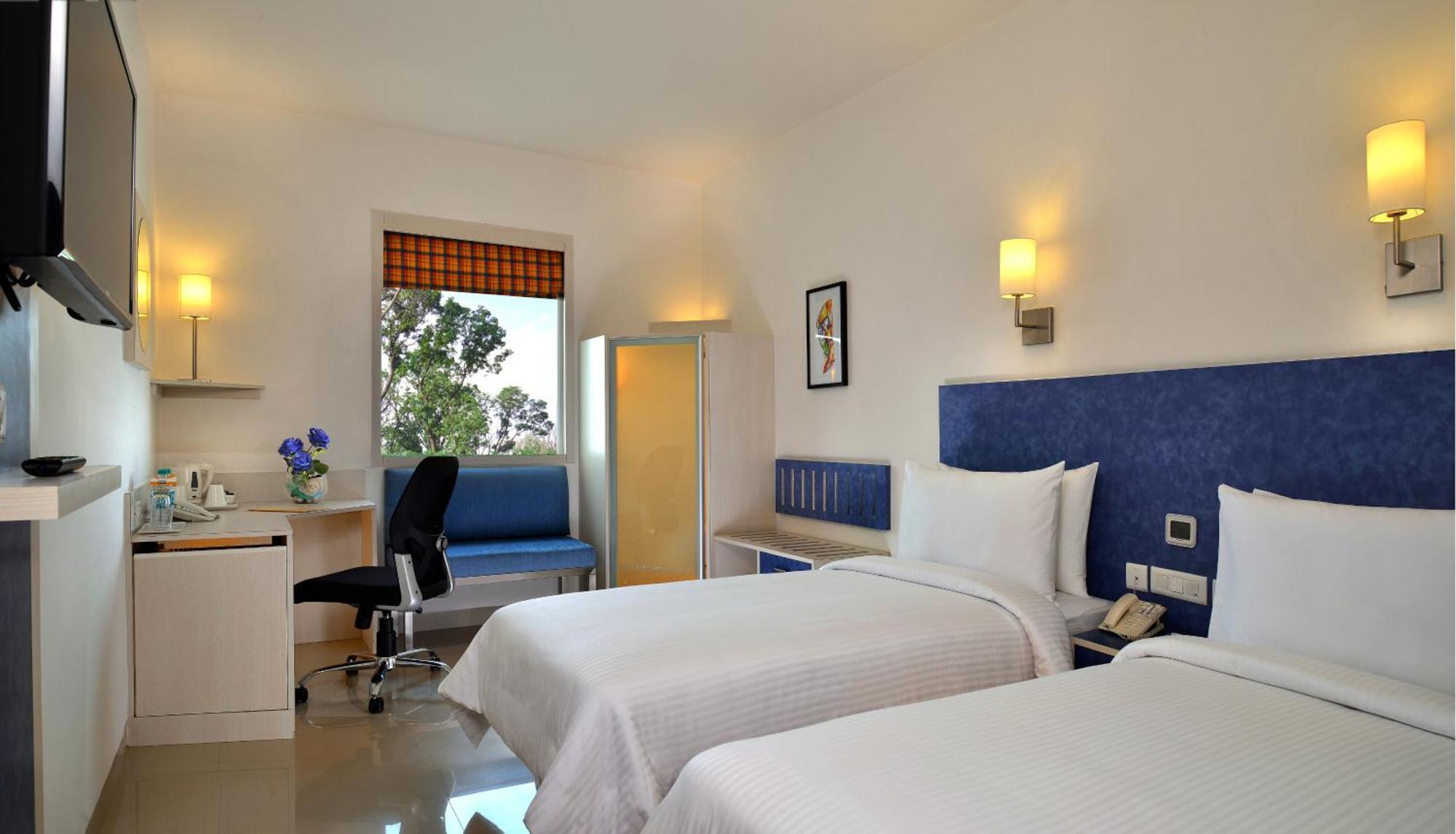 Red Fox By Lemon Tree Hotels, Bhiwadi Buitenkant foto